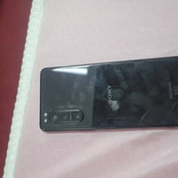 سوني • شغال • خطوط بالشاشة