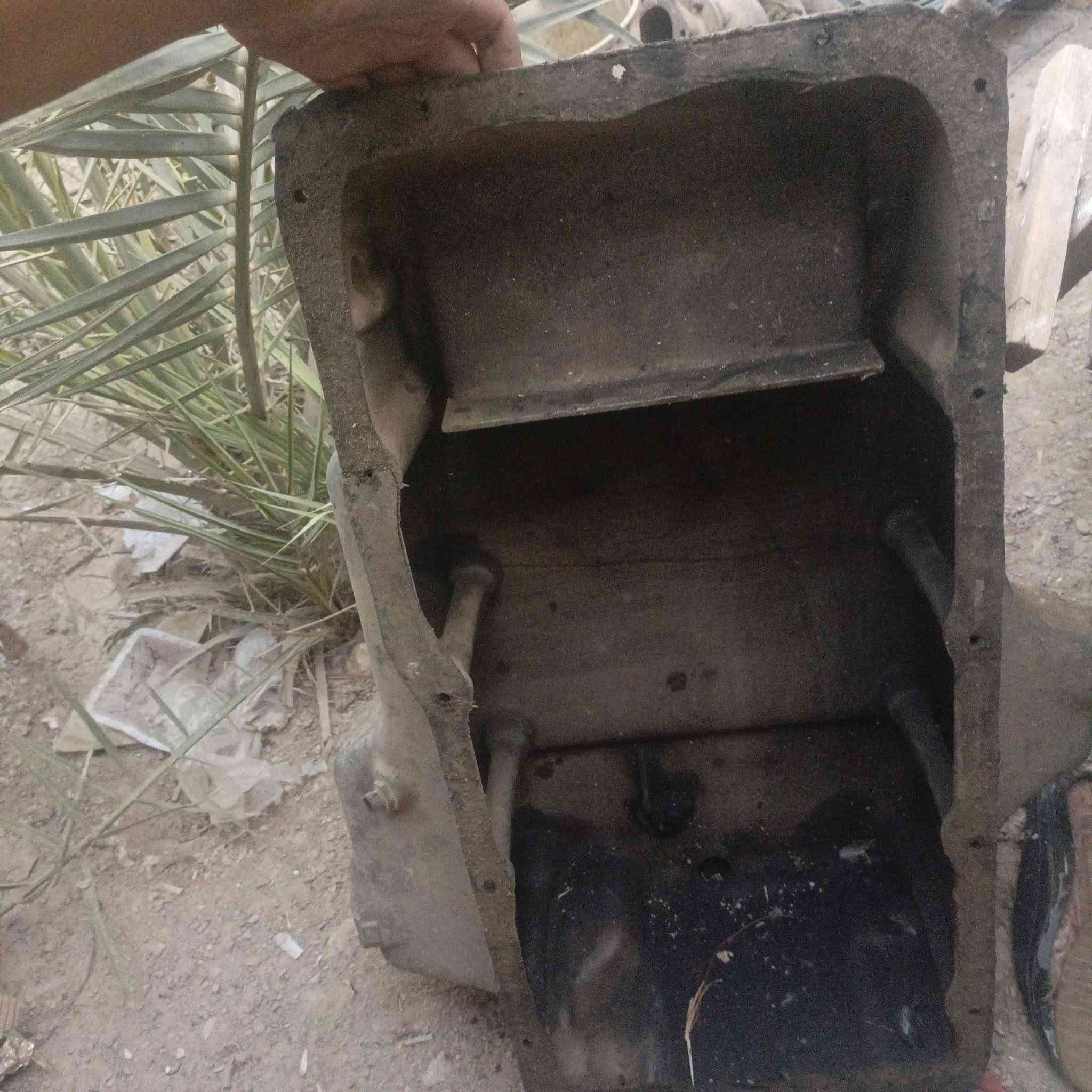 السلام عليكم كيس منشاءا نضيف توا مفتوح من المكينا معاصر تا سعرا ٥٠ وبي مجال بصيط ستفسار ***********
