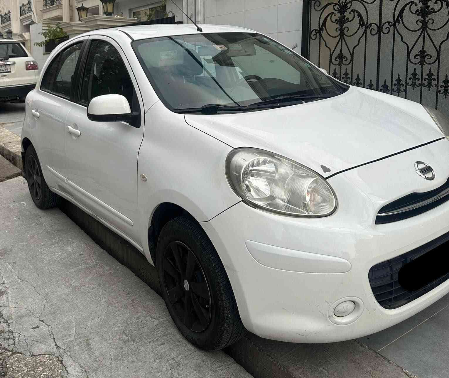 میکرا ٢٠١٥ 
بێ سبوغ
تەنها نەرمە تەزرەکی خەفیفی هەیە
سەیارەکی زۆر خاوێنە یەک دەستە
سەنەوی فەحس و هەزە هەمووی نوێیە
 ١٥٥ هەزار کیلۆ مەتر ڕۆیشتییە 

نرخ 100$ 
تکایە ئەگەر موشتەری نی نامە مەنێرە
واتساپ *********** أربيل, العراق
