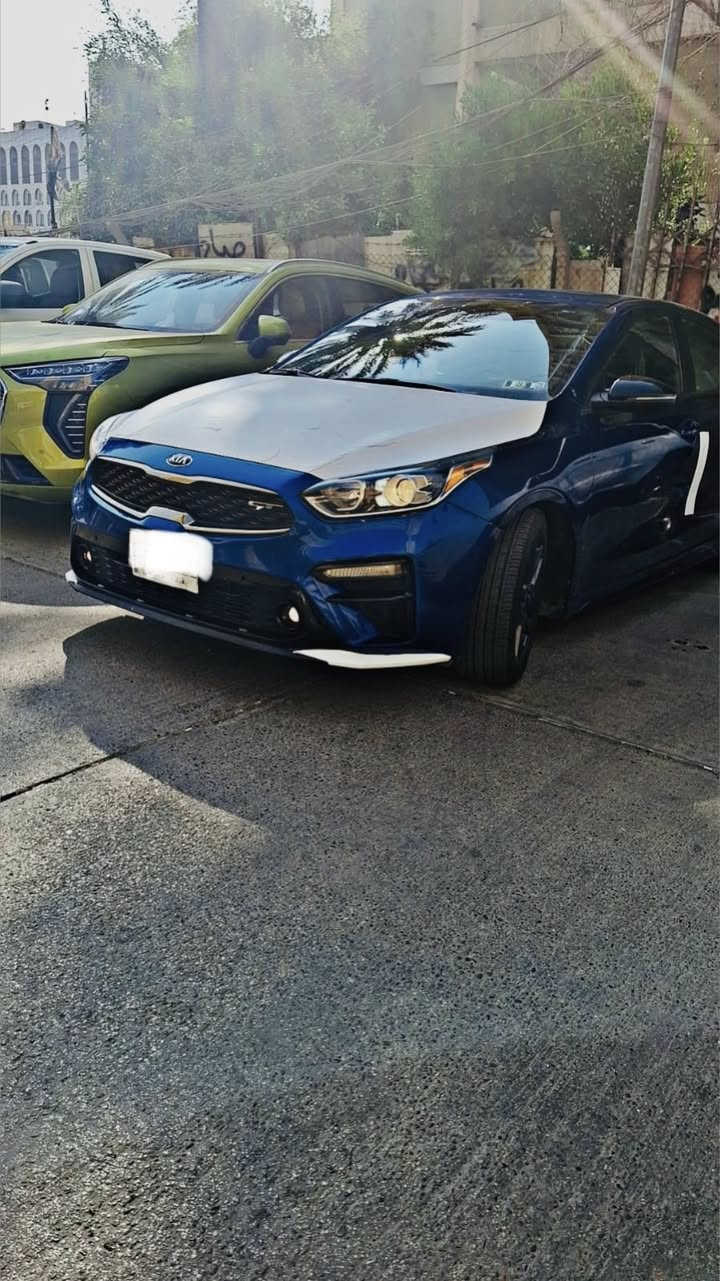 السلام عليكم
فورتي 2023امريكي حادثه بنيد فقط 
فول مواصفات 1/1 
رقم بغداد مال معوقين
مكان بغداد
السعر 130وبيها مجال 
الانتصال ع رقم 
***********
