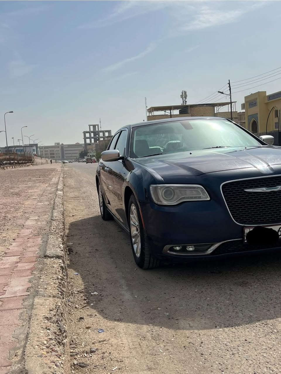 سلام عليكم اوبامه مديل 16 كفاله من الكص فول موصفات سياره للخير سياره فقط حدثه مال امريكا جاملغ امامي ومبدل نفس الون بدون داخل سعر 100 وبيه مجال قليل مكاني بصره ***********
