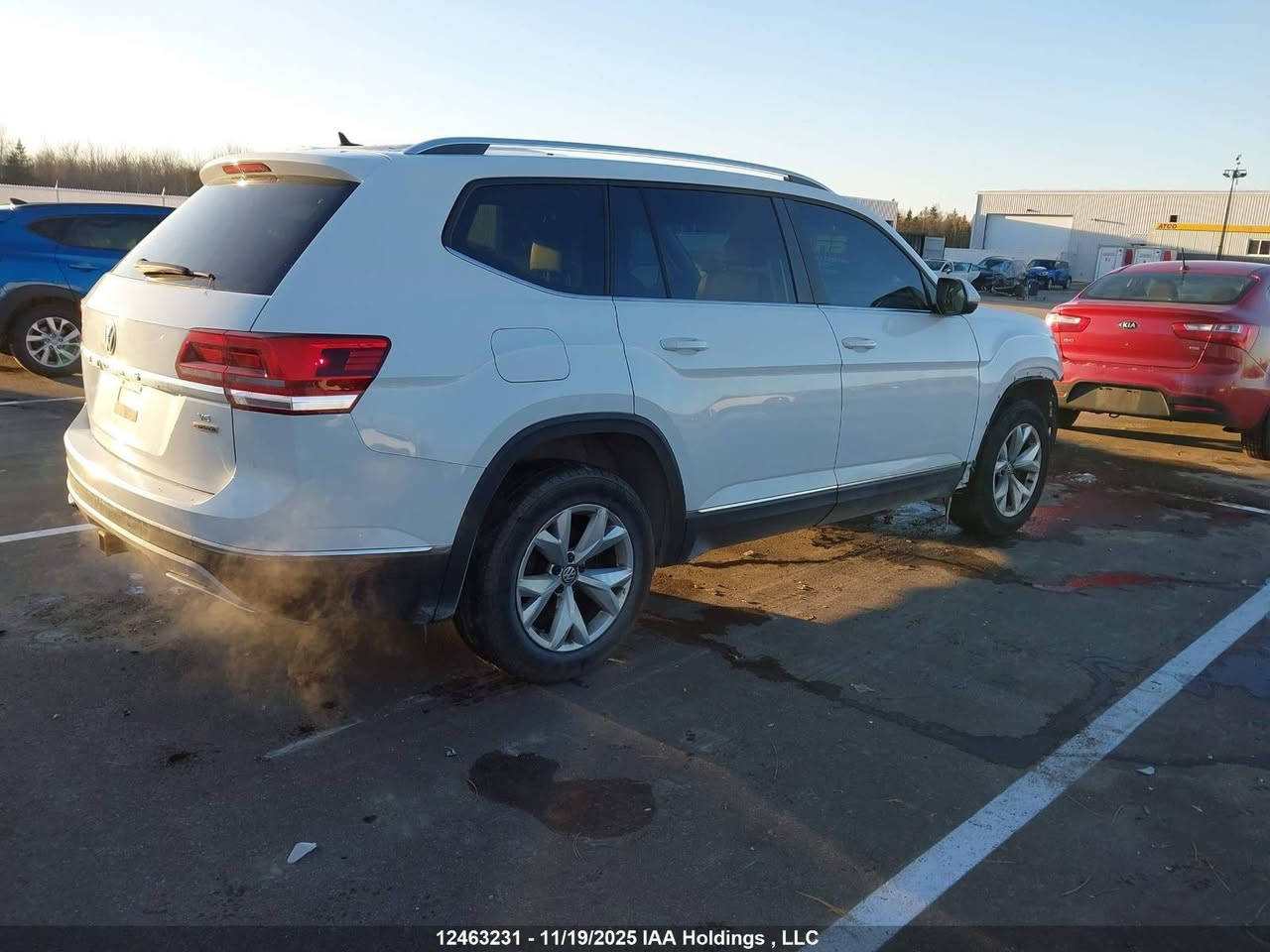 🚘 متوفر للبيع – 🚗 2018 VOLKSWAGEN ATLAS SEL – AWD
🛠️ الضرر :كما موضح بالصور 
📏 المسافة: 212,056 mi
🔧 حجم المحرك: 3.6L – 6 سلندر
🧾 دخول على كتاب ضباط 
متوفر موصل أو بغداد حسب الطلب – كل خيار بسعر مختلف
📍 الموقع: عمّان

📞 للتواصل أو الاستفسار (واتساب أو اتصال): ***********
