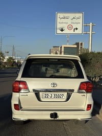 لاندكروز 2014 GX.R  مكفولة عدا الدعامية محرك 6 سلندر ماشية 195السياره ...