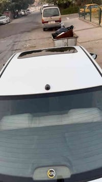 اكسنت خليجي مكينه 1.600 موديل 16 بيه جاملغ تبديله وصربه بين بابتين الس...