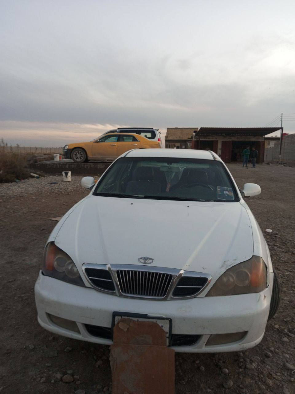 السلام عليكم للبيع
سياره دايو ماكنوس 2004 
محرك كورلا 1800 بسمي
ذي قار سوق الشيوخ
 رقم دولي بغداد سعر 28 وبيه مجال بصيط ***********
