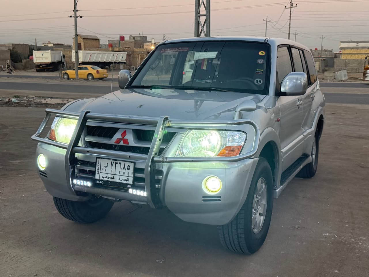 باجيرو للبيع موديل 2005 مكينه محور 3000 الاف 
عنواني كرمه علي بصره 
السعر 77 وبيه مجال قليل 
سياره نضيفه ومرتبه 
تبريد ذاب عليه 5 ورقات 
شاشه وسستم سماعات 3 ورقات 
لايتات وترتيبهن 200 دولار كله زنون 
رقمي *********** البصرة, العراق
