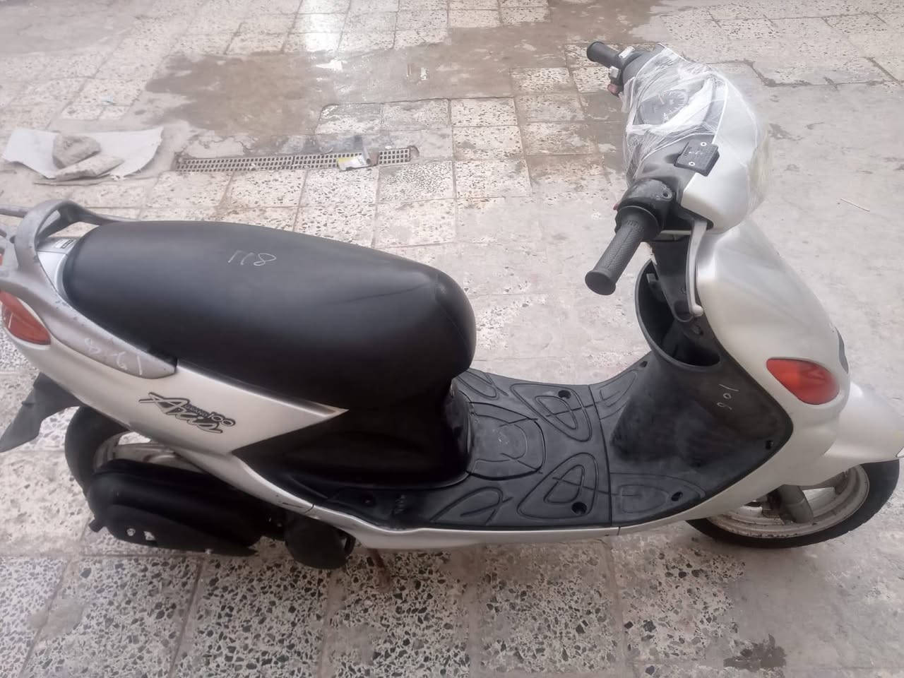 سلام عليكم دراجة اكزز مامفتوحه للبيع السعر 850 شغال سلف هندور كهربائيات مكان من الناصريه حي فداء ‏‪***********‬‏...... 
***********
