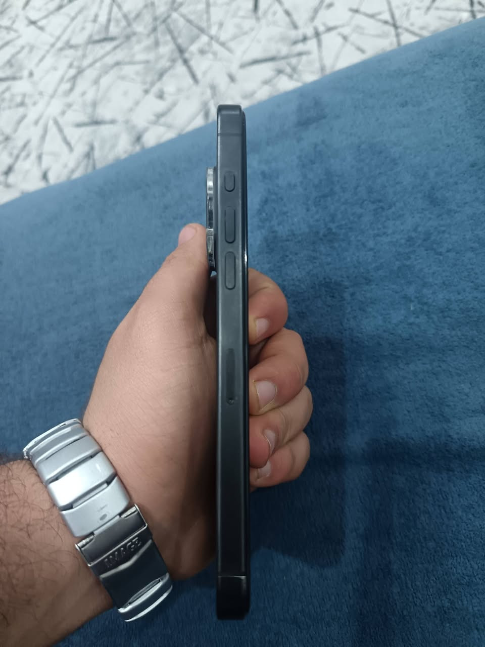 سَلامٌ عَلَيكُم
ايفون 15 برو ماكس لون اسود  بطارية 86 الشاشة مبدله اصليه ثلاث خيارات
السعر 750.وبي مجال بسيط
واتساب بهذا الرقم ***********
للاتصال بهذا الرقم 0773004367
