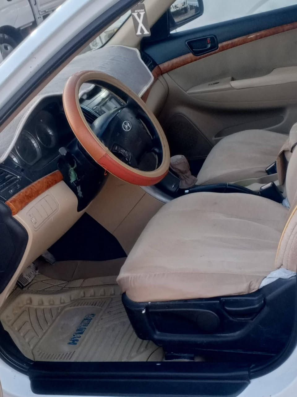 السلام عليكم سوناتا موديل 2011 خليجي سياره مكفولة ما عده صبغه بصيطه ب الجاملغ الأيمن الخلفي السعر 135 وبيهه مجال. رقم نجف السياره بسمي تحويل مباشر . المكان بابل القاسم. ***********
