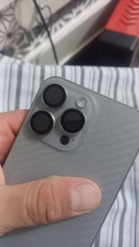 ايفون 15 برو ماكس • بطارية ٨٨% • كسر بالظهر