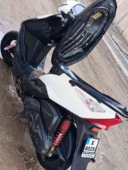 السلام عليكم دراجه ماكس ثعلب 140 مكينه ناعمه كفرات ولا شخط كهربائيات كلها شغاله اشاير لايت هورن  سلف هندر نكره السعر 550 وبيها مجال حك الجيه  مكاني بغداد الغزاليه رقمي *********** واتس
