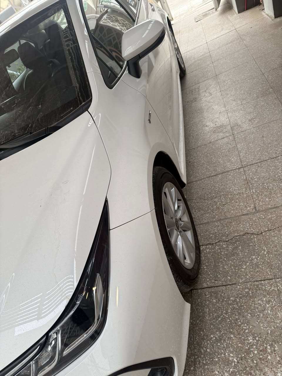 سلام عليكم بيع سياره كورلا هايبرد زيرو مديل 2025 سياره بسمي مرقم بغداد مكان بغداد زيونه رقم الهاتف ***********
