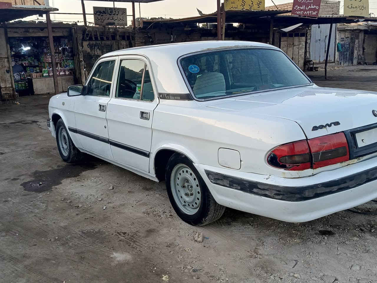 سلام عليكم فولكا للبيع ادوت كير ومكينه ثنين ونص وكسن سيدان ***********
