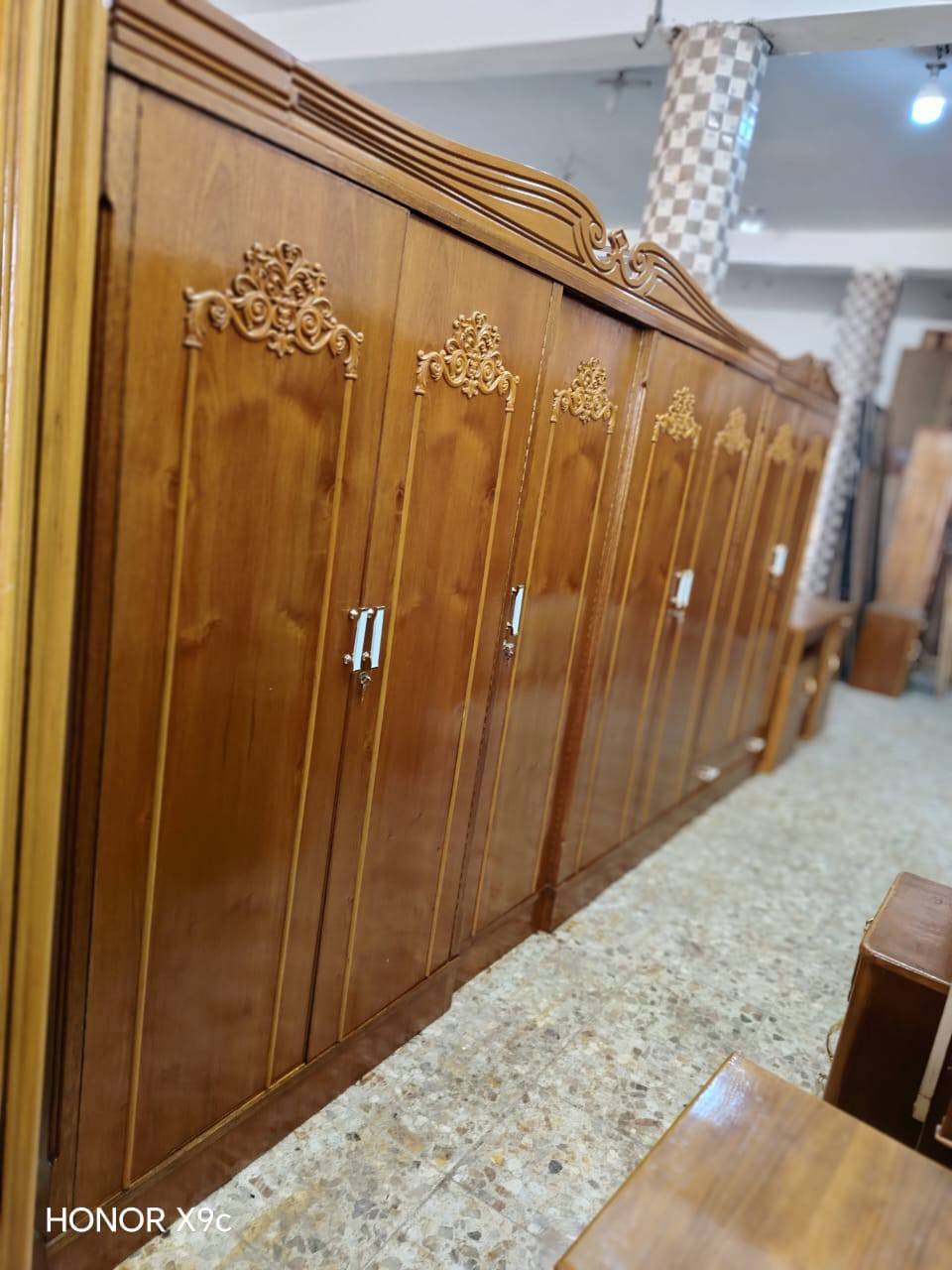 سلام عليكم غرفه كامله ام الخمس بيبان تسكام درجه اولى كلها صاج سعر 950شامل شد وتوصل مجاني لاستفسار #***********
