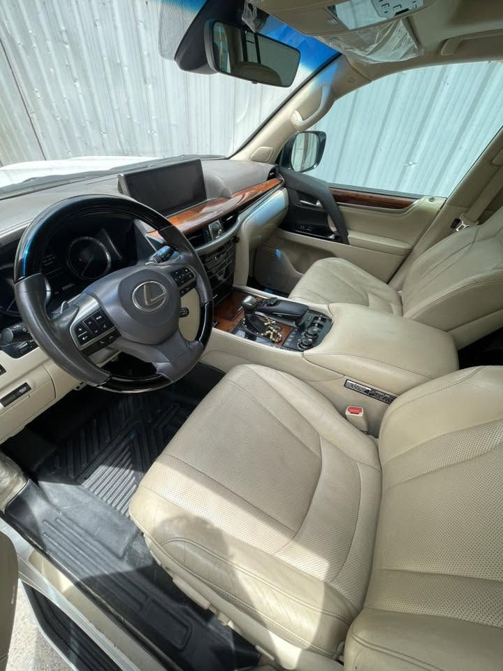 LEXZ
موديل 2020 فول موصفات سوبر سبورت
ماشيه 100km  رقم أربيل تحويل ثاني يوم 
مكاني بغداد السعر 750$ وبيها مجال 
مكفوله كفاله عامه لاتصال ***********
