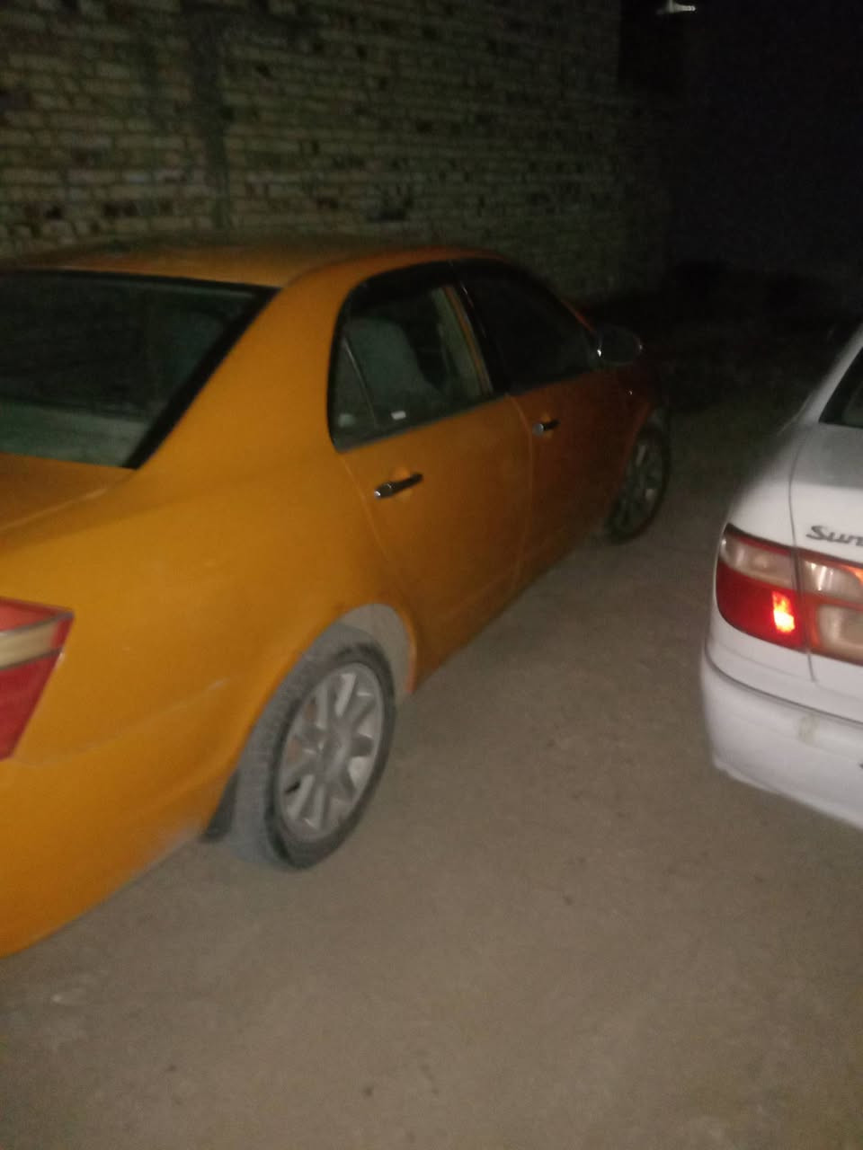 جيلي موبل للبيع موديل ١٣
محرك كير بحاله ممتازه 
كير عادي 
حداديه وصط 
شرط التحويل 
السعر ٣٨ مع المجال 
المكان ديوانية قضاء عفك 
ت ***********
واتساب موجود
