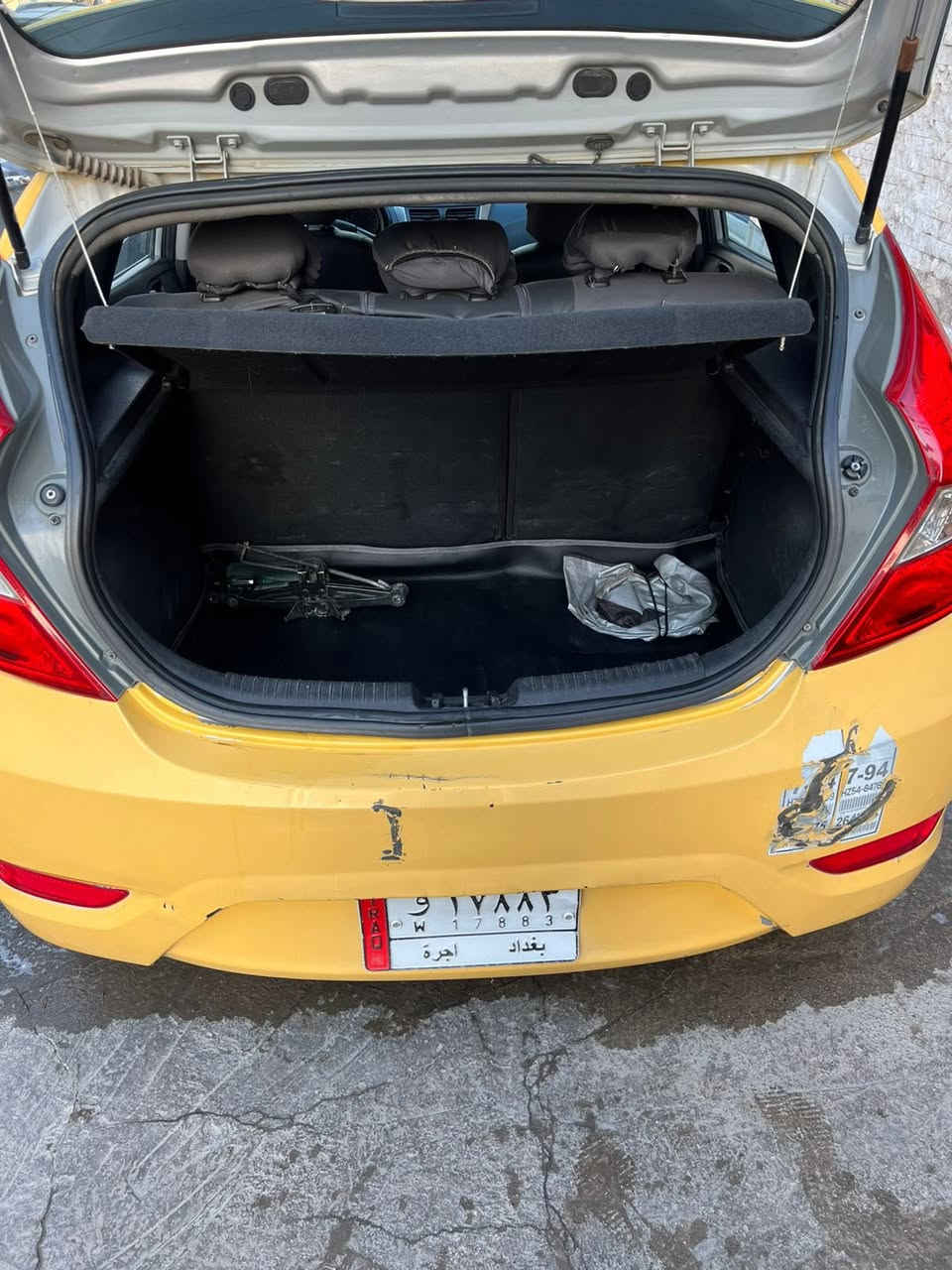 سلام وعليكم
اكسنت هاج باك للبيع وارد كندي

موديل 2012 

سياره حادثه خشم جاملغ صفحة يمنه ومصلح نفسه 

تبريد ثلج 

تدفئه فول

كير مكينه صدر صدر مكفول مكينه 1600

سياره مغلفه كاعيه ومنشات وصندوك

مصفره هيئه وغرمات 

باسمي شرط تحويل 

سياره ربع ماتصرف عليه 

مكاني شعب 
السعر 86

لاستفسار ‭0770 370 5543‬
