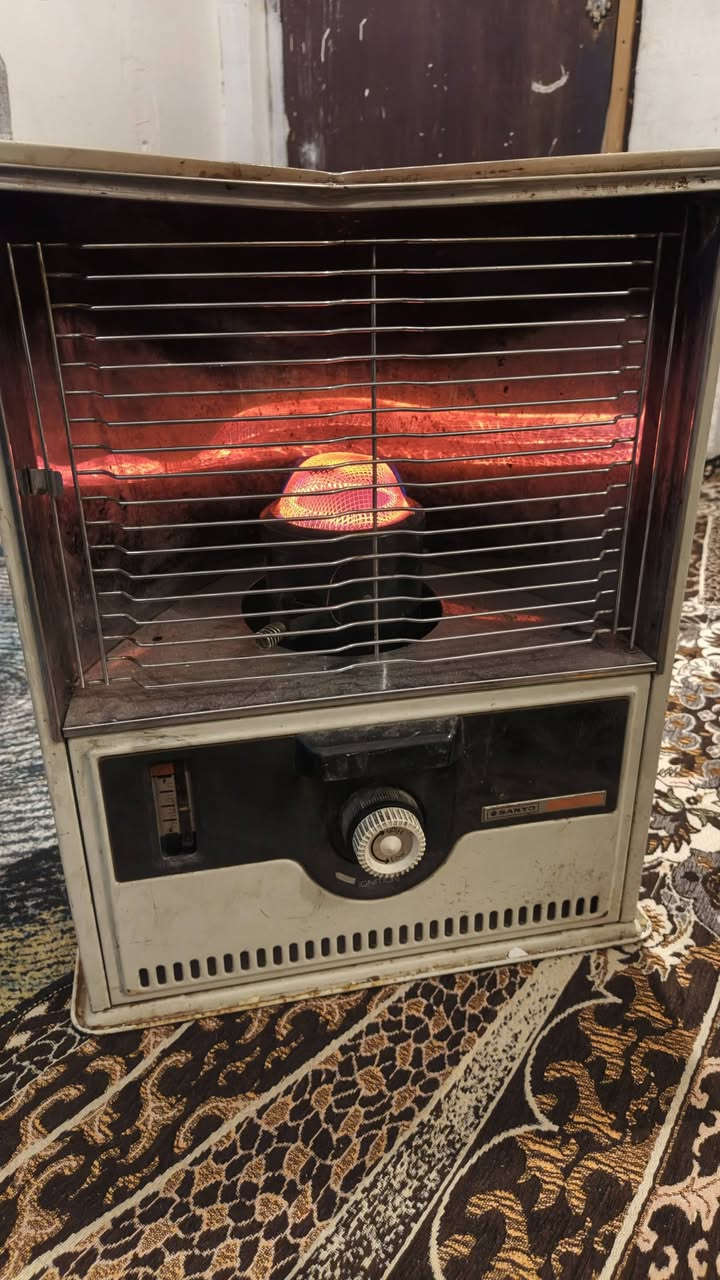 صوبات للبيع الابيض مستعملة والرصاصي جديده استعمال ايام 
للبيع مكاني بغداد البياع ***********
