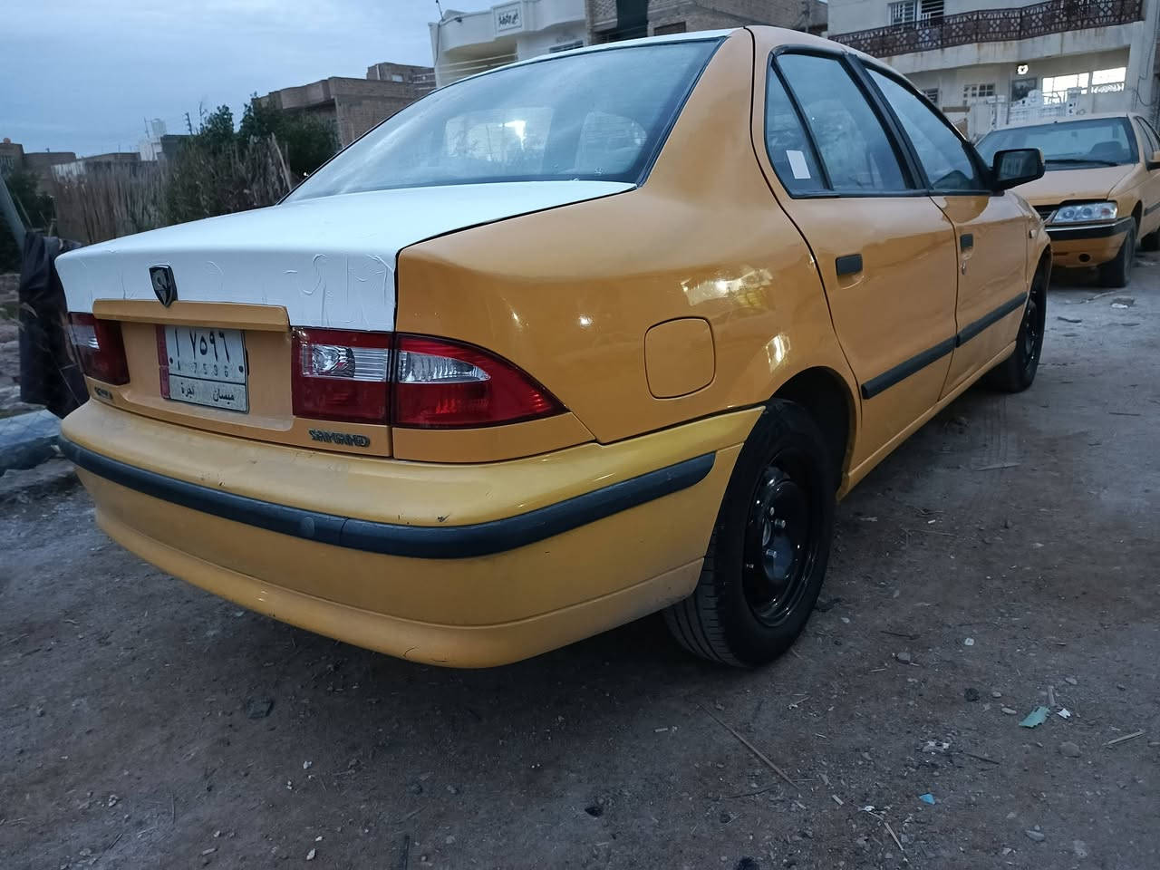 سلام عليكم سمند موديل 13 سنويه جديده رقم نكليزي باقي على استلام لوحات مكفوله كفاله عامه فقط جاملق امامي صفحت سائق تبديل مكينه كير مكفولات تبريد تدفاء حداديه تخم تأير سياره جاهزه على اخر حبابه رقم ميسان مكان ميسان حي نهاوند سعرها 38 بيها مجال كلش بسيط حك جيه سياره مال جناي اي ستفسار اتصل بيك خير تدلل
***********
