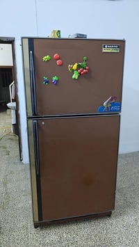ثلاجة • سانيو