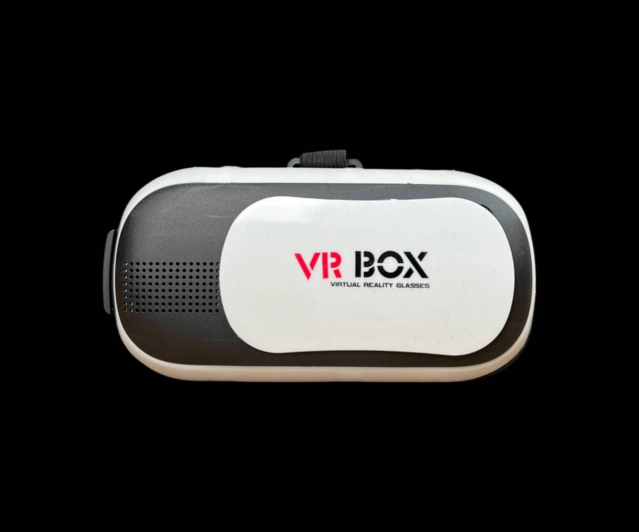 للتواصل تعال خاص 
نظارات الواقع الافتراضي VR BOX. 

الاستخدامات:

استمتع بتجربة الواقع الافتراضي الفريدة من خلال نظارة VR BOX.

مثالية للاستمتاع بالألعاب، مشاهدة الأفلام، وتجارب الواقع الافتراضي المتنوعة.

توفر لك تجربة مشاهدة ثلاثية الأبعاد واضحة ومريحة.

مناسبة لجميع الأشخاص الذين يحبون الترفيه الإلكتروني والتفاعل مع العالم الافتراضي.

المميزات:

تصميم مريح وقابل للتعديل ليتناسب مع جميع الأحجام.

مزودة بحزام رأس مرن يضمن راحة تامة أثناء الاستخدام.

عدسات عرض ذات وضوح عالي للحصول على تجربة مشاهدة واقعية.

سهلة الاستخدام ومتوافقة مع معظم الهواتف الذكية.

مصنوعة من مواد عالية الجودة، مما يجعلها متينة وخفيفة الوزن.

مزودة بفتحة للتهوية لمنع تراكم الحرارة أثناء الاستخدام الطويل.

محتويات الصندوق:

نظارة الواقع الافتراضي VR BOX.

حزام رأس قابل للتعديل.

كتيب تعليمات الاستخدام.

قطعتان من القماش.

الملاحظات:

تأكد من تثبيت الهاتف بشكل جيد في النظارة لضمان أفضل تجربة.

ينصح باستخدام النظارة في بيئة هادئة ومريحة للحصول على تجربة أفضل.

قياس الكارتون:

طول 20 سم  عرض 11 سم  ارتفاع 14 سم.
السعر 19 الف وتوصيل لـ بغداد ب 3 الف
وباقي المحافظات العراق 5 الف


**إذا كنت صاحب هذا الإعلان وتريد حذفه لأي سبب، رجاءا أرسل رسالة إلى الدعم الفني**