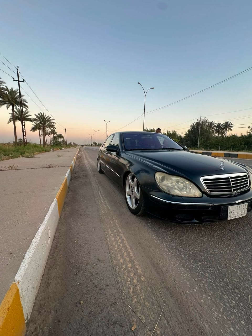 مارسيدس غواصه w220 موديل 1999 محرك 8 سلندر 500 باب طويل لارج سياره نظام جوبلس ابواب شفط كهرباء حداديه امامي خلفي جديد كهربائيات كله شغاله تبريد ثلج تحويل مباشر السعر 90 ورقه وبيه مجال للاستفسار ***********
