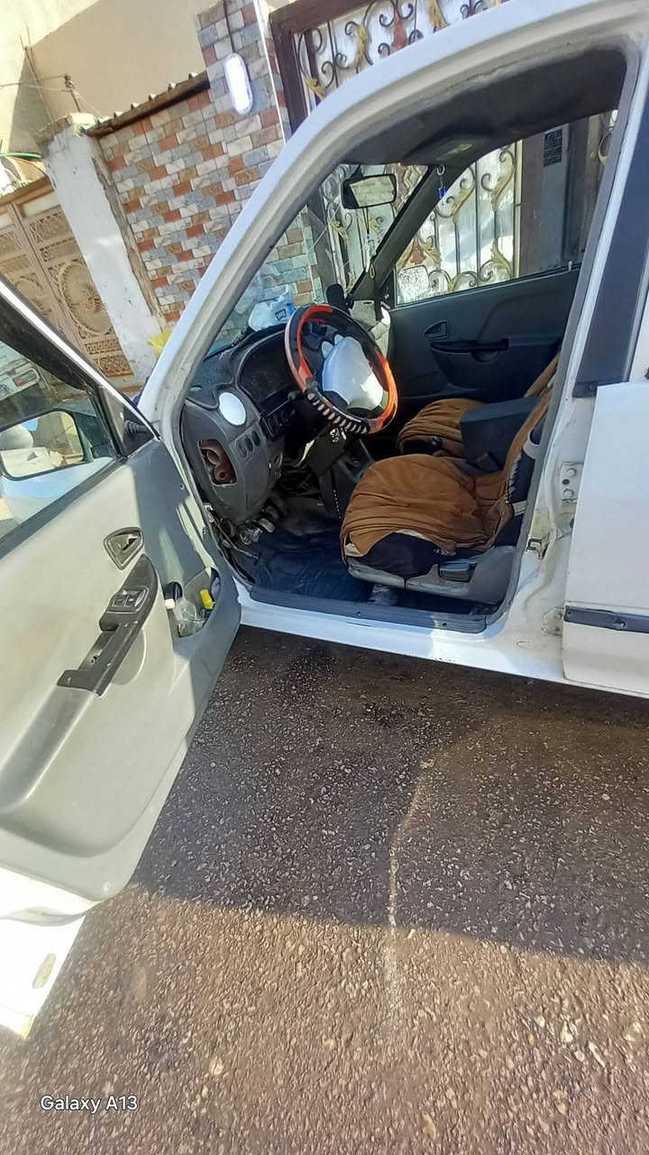 سلام عليكم سايبة للبيع
موديل 2014 رقم ذي قار مشروع وطني مداور ثاني يوم النجف الأشرف حي الوفاء السعر 27وبيهة مجال للطيبين 
للتواصل والأستفسار الرقم: ***********
