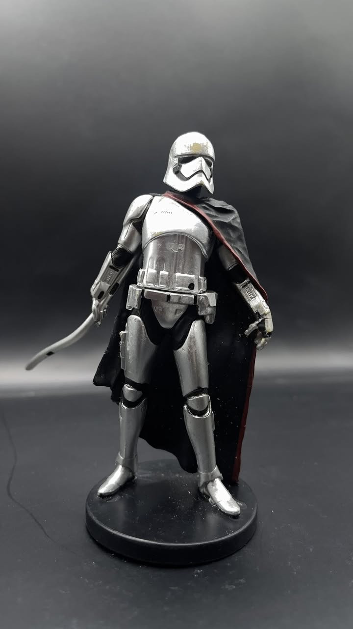 ستار وارز.  5قطع بسعر 20 الف         توصيل 🚚 3كل المحافظات


**إذا كنت صاحب هذا الإعلان وتريد حذفه لأي سبب، رجاءا أرسل رسالة إلى الدعم الفني**