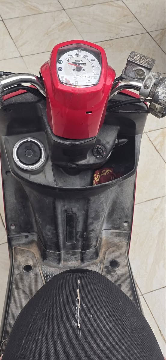 السلام عليكم للبيع فقط للبيع ماكس بوليسي كابريتر كفرات بلاد  مكاتبة وكيل موجود  شادله زنون سعر خاص  المايعرف بيهن لا يراسل فدوه  ***********
