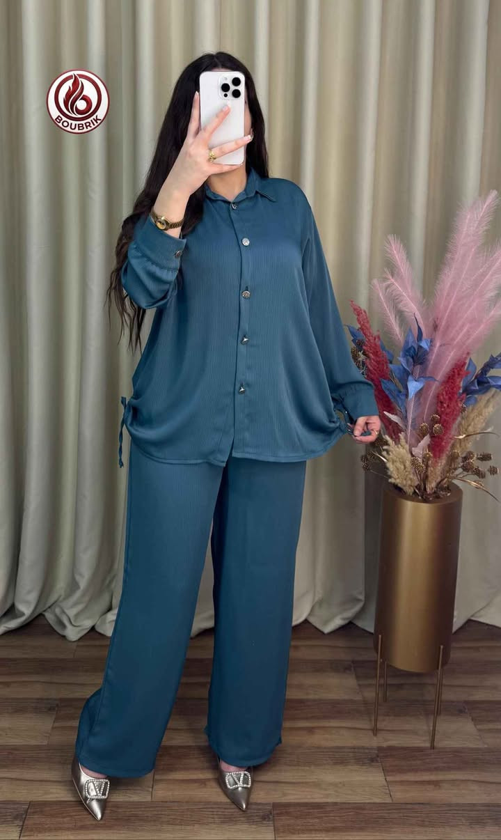 🌹الجديد او نصومبل أنيق  🌹
الثوب الزوم 
المقاس M L XL 2XL


**إذا كنت صاحب هذا الإعلان وتريد حذفه لأي سبب، رجاءا أرسل رسالة إلى الدعم الفني**