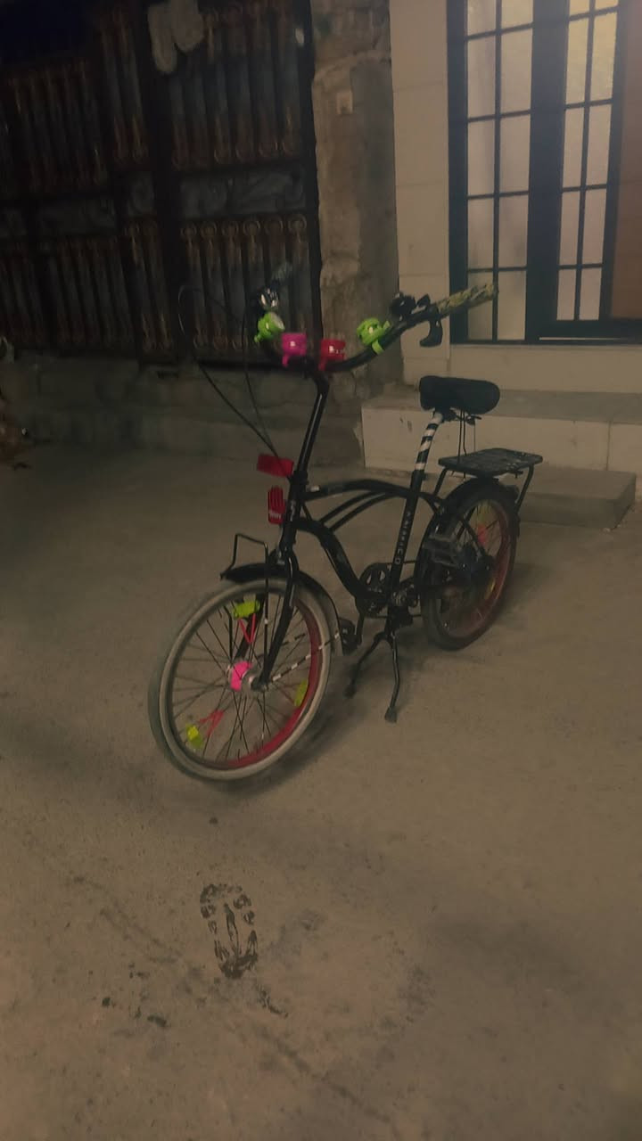 سلام عليكم بايسكل تكسي للبيع هوه وغراضه حجم 20 موديل 2022 السعر 110وبي مجال الاستفسار الاتصال على الرقم ***********
