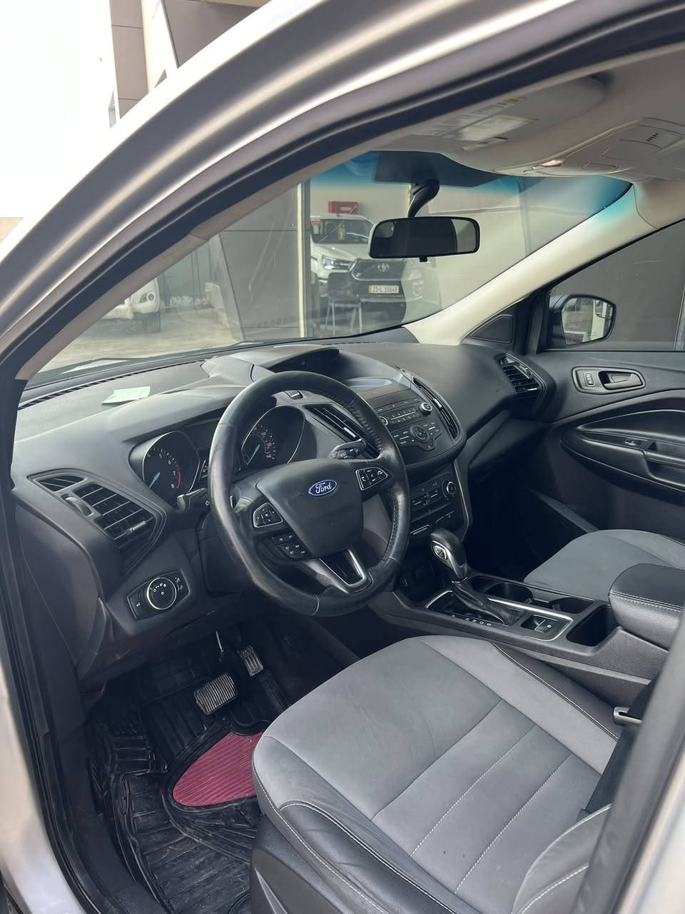 فۆرد ئيسکەيپ ۲٠۱۹ مەکينە ۲.٥ مەرغوب نمونە لەجوانی سەنەوی نوئ بەناوی خۆم لۆک لۆک دوپارچەو سبوخ بئ ناوگرتن گيئرومەکينەوکارەبای کرانەوە هەموی بەشەرتە  ۱۱۹ گەڵا ژ م ٠۷٥٠۱۱۱۷٠۲٦
٠۷۷٠۱۲۳٠٥۲٥
