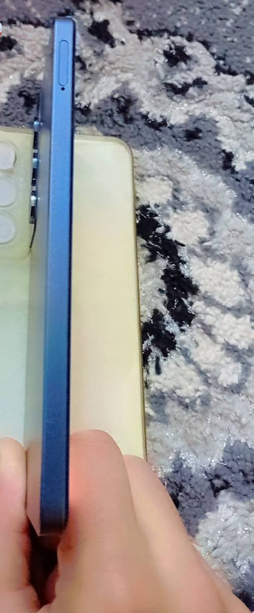 سلام عليكم اخوان جهاز اللبيع
اسمه ريدمي c65 الذاكرة 256 جهاز مفول جهاز 
ما مفتوح كسر ما بي الرقم***********
