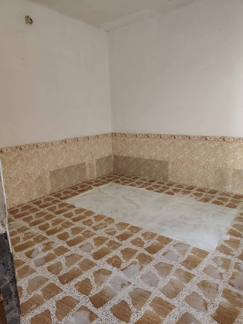 بيت للايجار شارع ابو طالب 60متر طابق ونص ايجاره 250مطلوب مقدم شهرين


**إذا كنت صاحب هذا الإعلان وتريد حذفه لأي سبب، رجاءا أرسل رسالة إلى الدعم الفني**