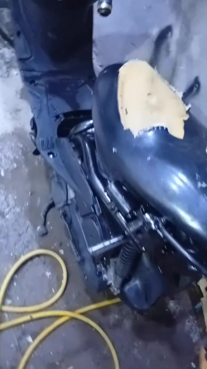 سلام علايكم درجه ماكس عدله درجه حربيه شقله نكره سلف درجه بيه مكينه شرط برقي مافتوح كله بلاديه 49
سعره 350 بيه مجال قليل مو شري لايراسلها مكاني بصره المطيحه هاذ رقمي ***********
