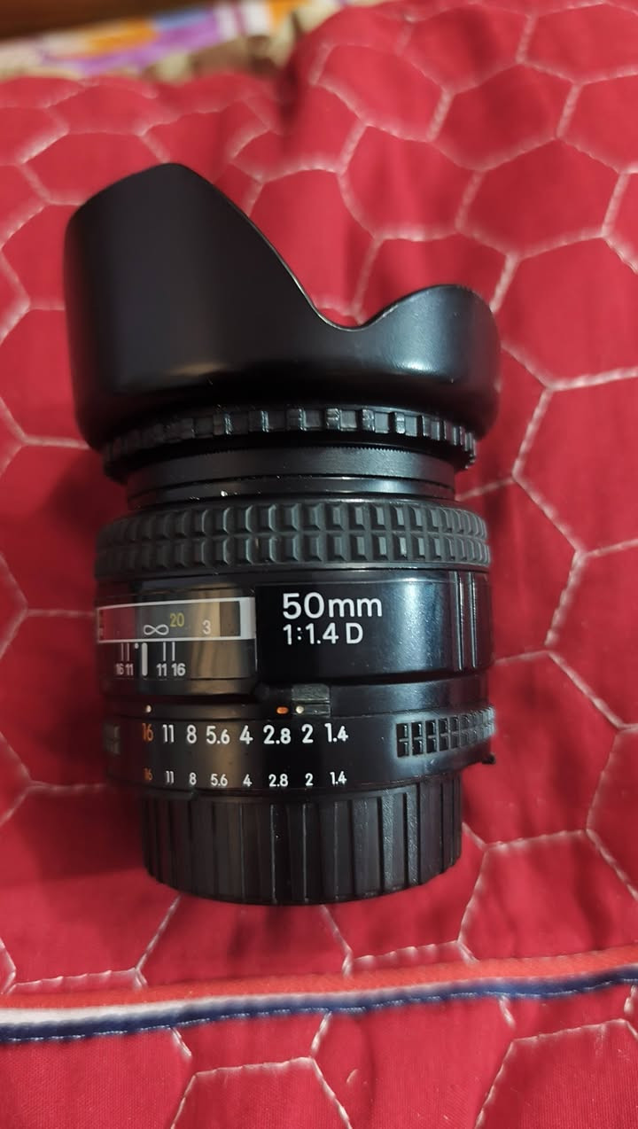 السلام عليكم 
كانت عندي كاميرا نيكون لغتها وبقن عدستين نيكون 50mm فتحة العدسة 1.4 والاخرى العسك الشاملة 18-300 المكان النجف الاشرف


**إذا كنت صاحب هذا الإعلان وتريد حذفه لأي سبب، رجاءا أرسل رسالة إلى الدعم الفني**