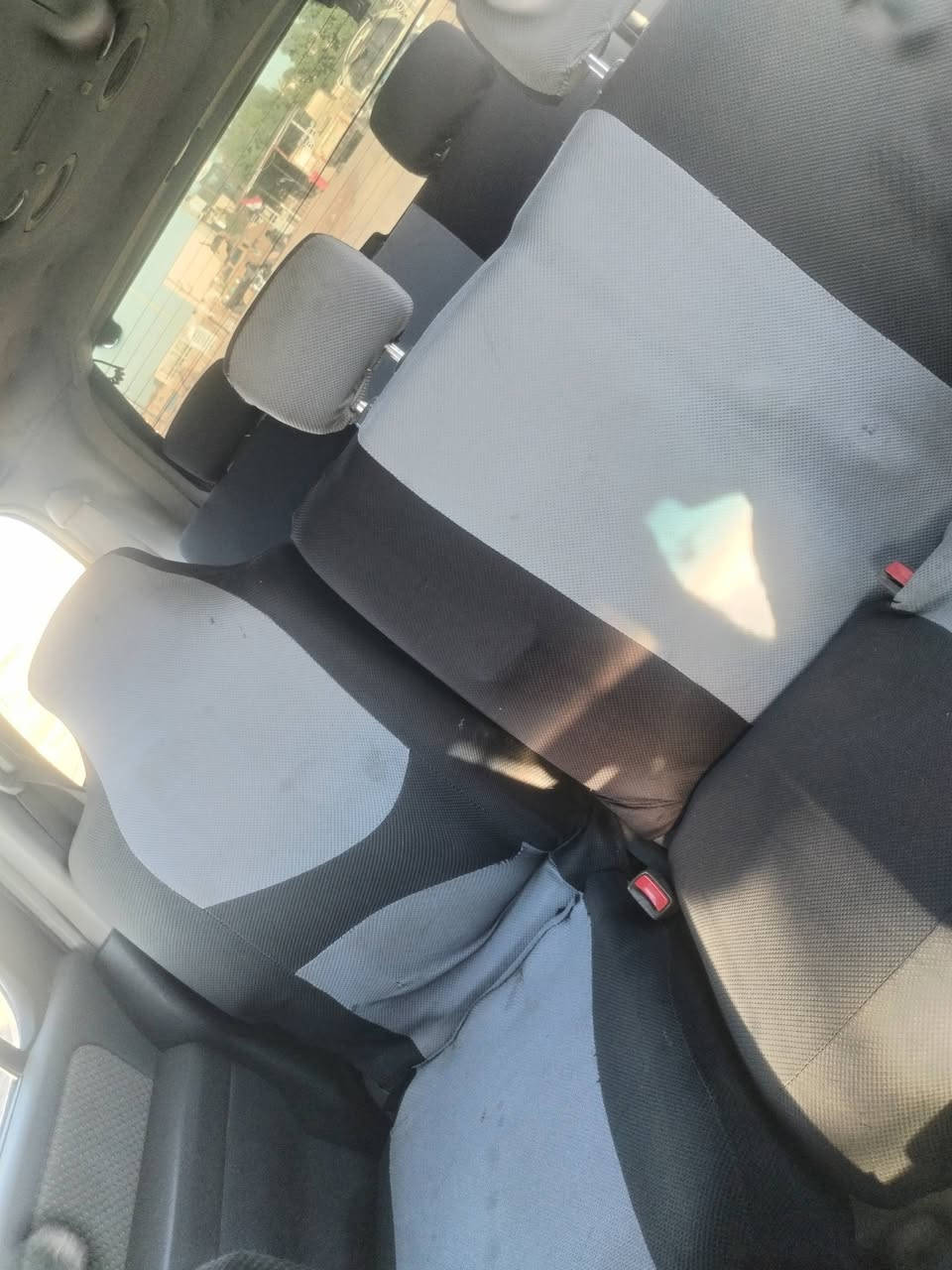 نيسان ارمادا وارد خليجي موديل2006 رقم بصره دولي هزه جديده بيها منضومه غاز7راكب كهربائات شغاله كير حداديه تخم تاير مكينه بشرط سياره فقط صبغ حزام جماليه اثر جراد مكفوله من ضربه وتساب ***********
