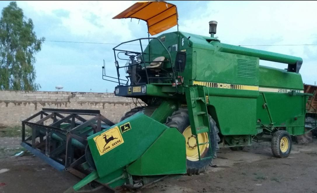 السلام عليكم
للبيع

دراسات عدد 2

جوندير 

موديل 88 

رقم نينوى

العنون الموصل 

للاستفسار 

***********
