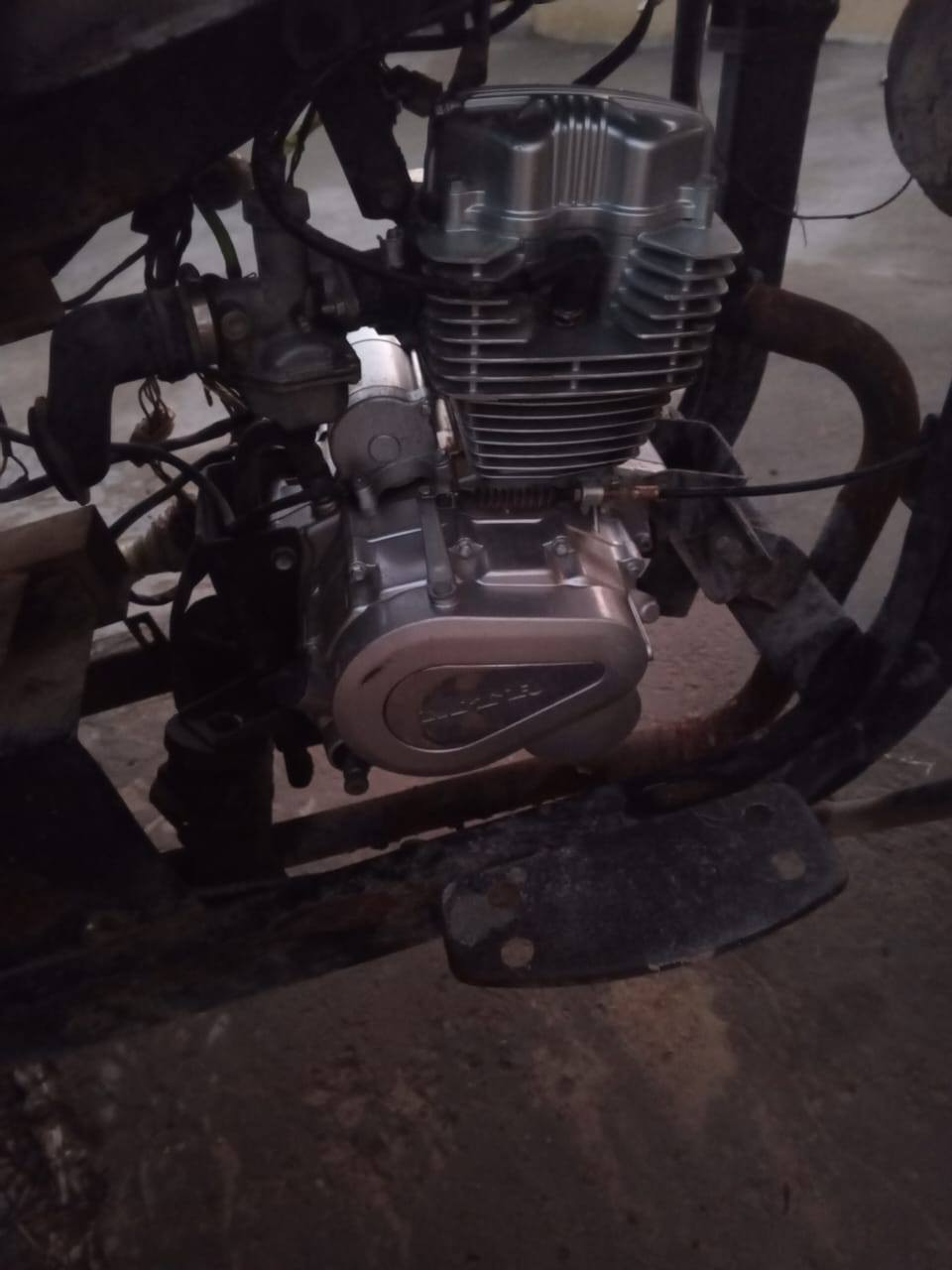 سلام عليكم ستوتة للبيع كلك بيها مكينة 25واكسن وتواير هم 25الستوتة نگرة سلف شغالة خير من الله السعر 600وبيهة مجال مكاني طريق نجف كربلاء عمود 462 مكلف بنشر رقم ***********
