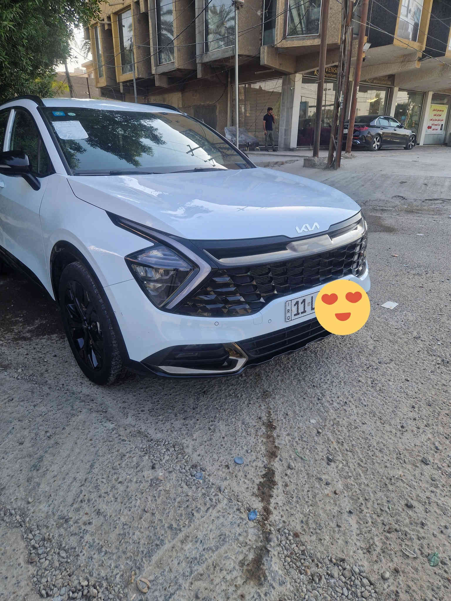 🚗✨ سبورتج 2025 بلاك إديشن
🔸 لوحات بغداد — باسمي

⛔ فخامة + مواصفات كاملة:
بصمه
محرك ٢٠٠٠ دوش

✔ 6 ايرباغ للأمان العالي
✔ صندوق كهرباء
✔ مقاعد أمامية كهرباء
✔ تدفئة للكشنات والستيرن
✔ شفتات تبديل خلف المقود
✔ كاميرا + حساسات + نيكل ذهبي فاخر
✔ ويل كب 19 إنج لماع
✔ شباك لماع
✔ داخل جلد لون زيتوني ملكي
✔ مرايا سوداء
✔ درايف مود + أوتو هولد
✔ هاند بريك بصمة
✔ تحكم ستيرن جهتين
مكفوله من كلشي بوضع الشركه اخت الزيرو عدا بارد اصبعين اسفل زاويه الباب الخلفي اثر دراجه
السعر 239
***********
بيه سونر من اربيل مظبوط
اكو ناس تعرفها راكبين مثله
سياره تخبل متشبه السبورتج العاديه احلى منها بهوايه خواتها ب ٢٦٠ الزيرو

⸻
