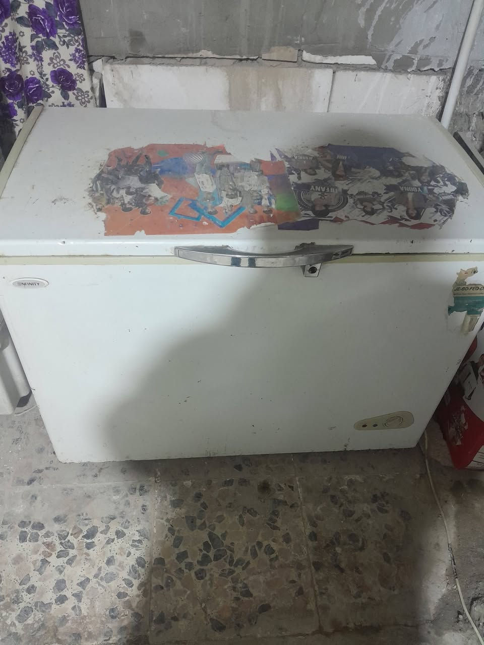 عارضات للبيع +مجمدة قفل ب٣٠٠الف للإستفسار الرقم ***********
