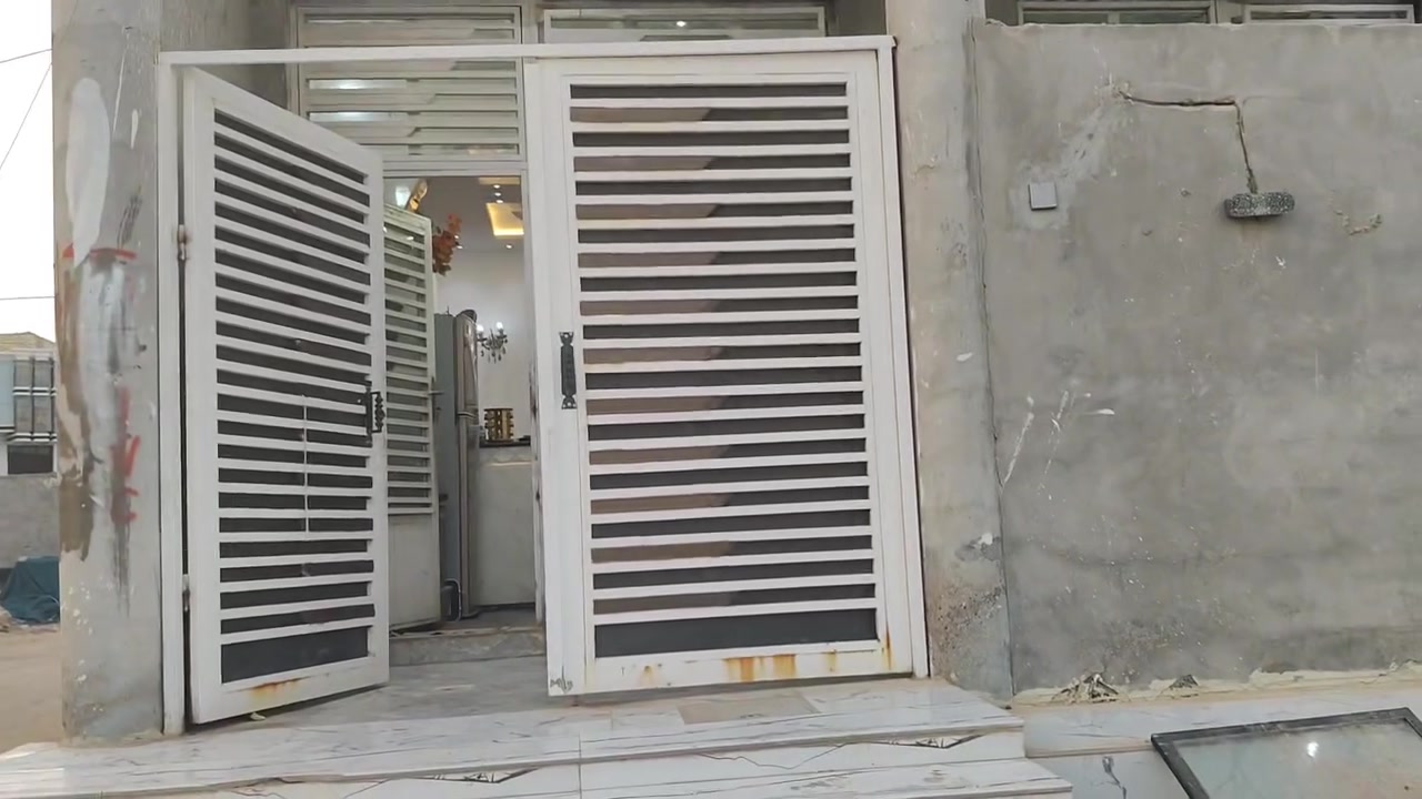 مشتمل 100 متر ركن مربع طابو صرف
 خلف مجمع دينار مطلوب اسكان 45
 مليون باقي تفاصيل داخل الفديو 

للاستفسار الاتصال 
***********
