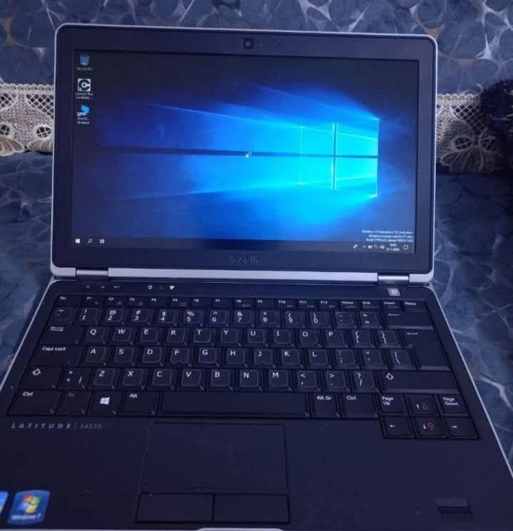 Dell Latitude 6230
CPU: Intel Core i5-3320M (3 Gen)
RAM: 6GB DDR3 1600MHz 
Storage: 128GB  SSD 
Graphics: Intel (R) HD 4000
Display: 13.6" FHD (1920×1080)
Battery 2h


**إذا كنت صاحب هذا الإعلان وتريد حذفه لأي سبب، رجاءا أرسل رسالة إلى الدعم الفني**