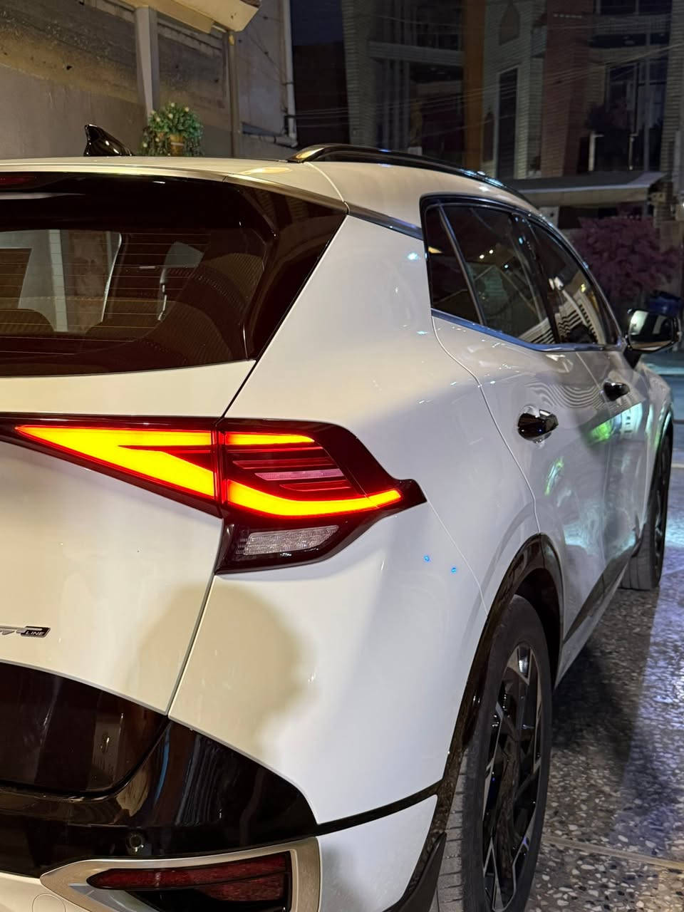 سلام عليكم
سبورتج 2025 gt line 
فول مواصفات 
مقاعد  حار بارد
مقاعد كهرباء
دجتل
تبريد شاشه 
اوتو هولد
هاندبريك بصمة
شحن واير ليس
تشغير عن بعد
دخول ذكي
انضمة قياده
كروس سرعه
بنراما
مري طي
تبريد خلفي
رقم بغداد
لدات امامي خلفي
صندوك كهرباء
حساسات امامي خلفي
كامرة خلفيه
مكفوله كافله عامة من  الصبغ والبارد
ماشية 17 الف كيلو 
السعر 24500 دولار وبيه مجال
مكاني بغداد
***********
