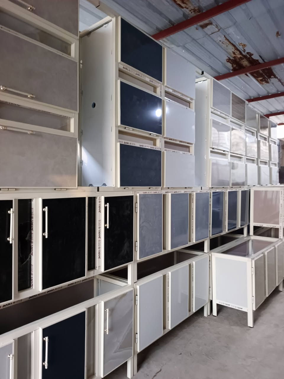 سنكات مترونص بنل ليسه بليت خفيف مرمر ثقيل درجه اولى بسعار مناسب 140 عنوان بصره *********** يوجد توصيل كميه محدوده سارع على احجز
