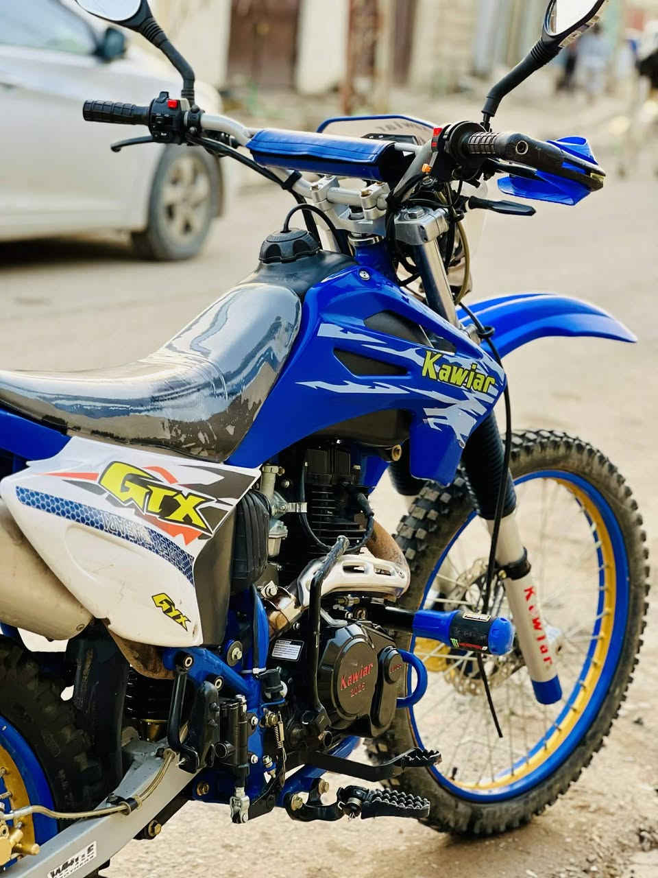 موطور كاوير للبيع موديل 2025 فول نضافة محرك 250 نضيف فول ماناقصو كلشي شغل واطلع السعر مليون وبي مجال ويرهم هم مراوس استفسار اكثر ***********
