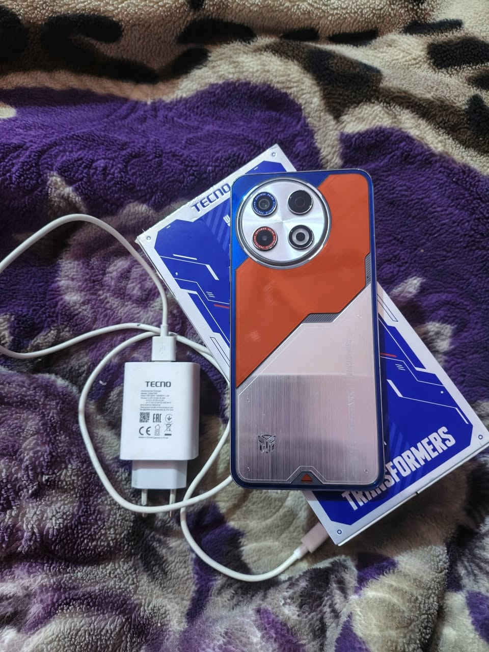 موبايل للبيع سعر 200 وبي مجال قليل
تكنو سبارك 30 برو 
استعماله شهرين ونص تقريبا
الون المميز نسخه المميزه
الموصفات 
حجم شاشه 6.78
تردد الشاشه 120
الذاكره 256
الكامره 108 + 0.8 ميجابكسل
المعالج Mediatek Helio G100
البطاريه 5000 يدعم شحن سريع 33 واط 
بصمه اصبع بلشاشه 
وبصمه وجه 
مع جميع ملحقاته الاصليه
العنوان البصره التنومه


**إذا كنت صاحب هذا الإعلان وتريد حذفه لأي سبب، رجاءا أرسل رسالة إلى الدعم الفني**