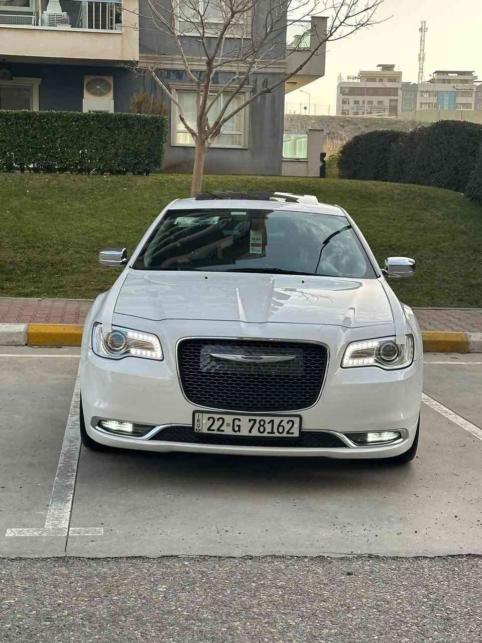 سلام عليكم اوباما موديل 2020 C سياره مكفول كفاله عامه شركه هارلم كلين تايتل  مواصفات سياره C
رقم هاتف ☎️ ***********
شاشه كبيره
كامره خلفي دواره 
شاشه كاربلاي
كشنات امامي كهرباي  
كشنات خزن ميموري مع استيرن
كشنات تتفيه تبريد + استيرن تتفيه 
كشنات خلفي تتفيه
سياره ماشي47mi
مرايه قلاب مع بك 
فتحتين بل سكف بانوراما 
يدات + ويل نيكل
لايتات زينون بلاد
ويل 20 نيكل بلادي
محرك 3600
 بعد مواصفات  السياره c يعني فول فول  سياره كلين تايتل اربع تايرات جديد 🆕 احله من صور مكان بصره  استفسار***********
