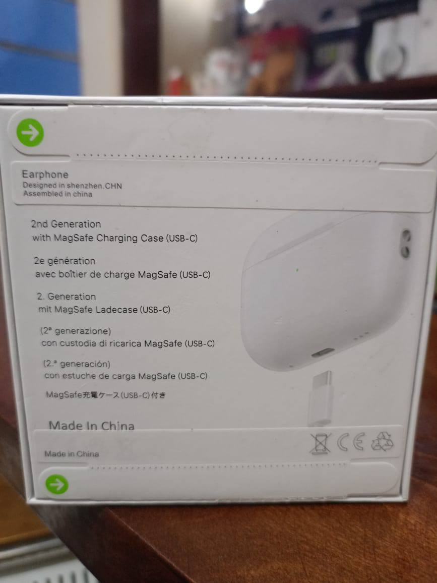 موجود احدث اصدار من السماعه دي 
برو2
: دي افضل نسخه وكمان بتشحن تايب سي

ب ٢٧٥ 
للتواصل 
01068454795


**إذا كنت صاحب هذا الإعلان وتريد حذفه لأي سبب، رجاءا أرسل رسالة إلى الدعم الفني**