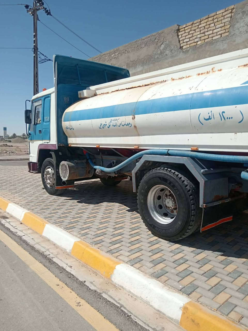 السلام عليكم تنكر فالفو للبيع F7
حموله 12 الف كير 4x4 سنويه نافذه ل2029 بأسمي للأستفسار الاتصال على الرقم ***********
